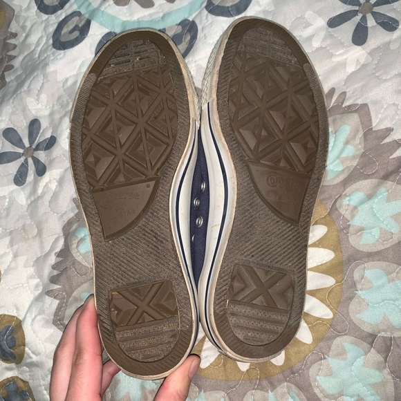 Women’s Converse - Picture 5 of 5